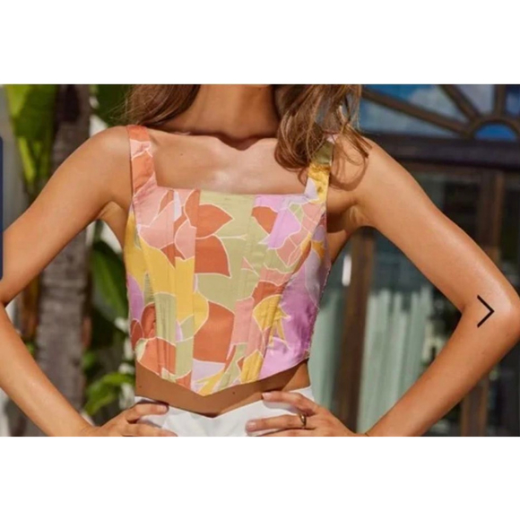 RNWY Tops - RNWY Floral Print Corset Size S Orange Pink women's seven wonders cropped top